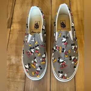 Rare Vans X Limited Edition Disney Mickey Mouse Grey Classic Slip On